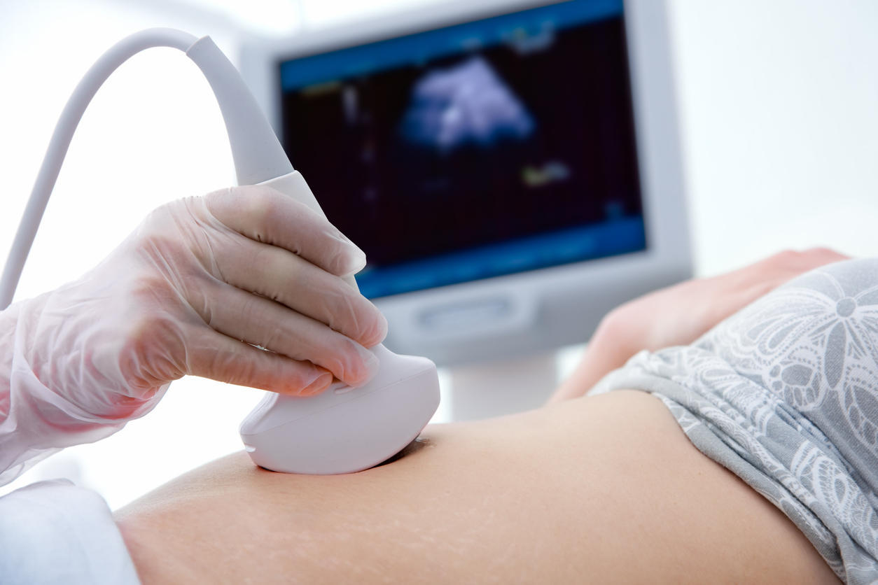 Enceinte : des examens à faire en cas de rhume au cours de la grossesse?