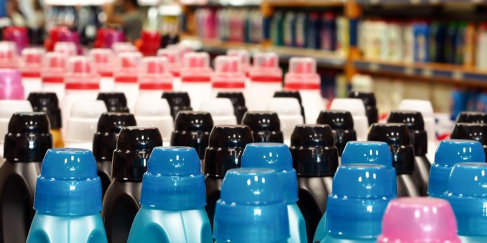 Lessive : les marques les plus toxiques à éviter !