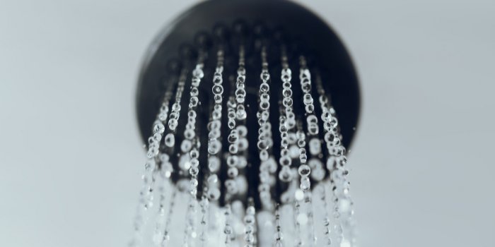 Douche : 7 objets qui peuvent vous rendre malade !