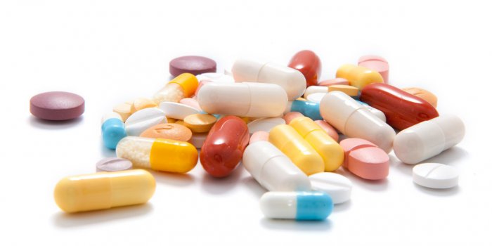 Coronavirus : 8 mÃ©dicaments qui contiennent des anti-inflammatoires "cachÃ©s" !