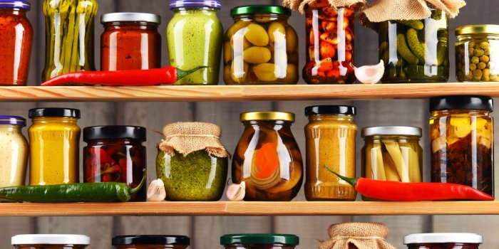 4 astuces pour manger équilibré avec ce qu'il reste dans vos placards