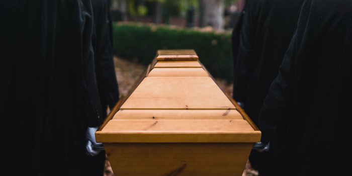 Coronavirus : 4 soins auxquels nos morts nâont plus le droit