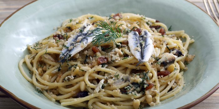 Thon, sardines, maquereaux... 6 recettes délicieuses avec du poisson en boîte !