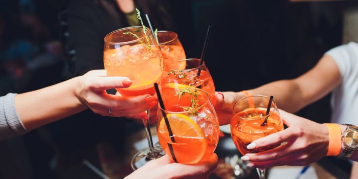 Covid-19 et repas de famille : comment se rassembler sans risque ?