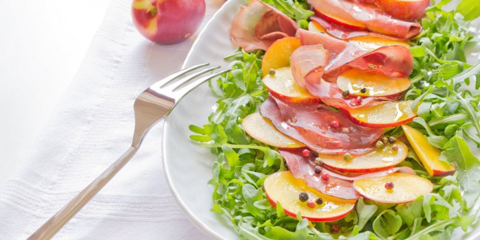 6 salades d'été colorées et équilibrées