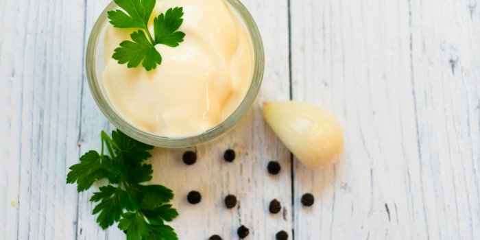Mayonnaise : 5 faÃ§ons de l'allÃ©ger (pour en manger sans culpabiliser)