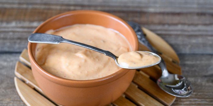 Mayonnaise : 5 faÃ§ons de l'allÃ©ger (pour en manger sans culpabiliser)