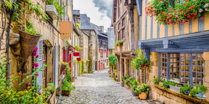 Covid-19 : ces lieux français qui risquent d'être reconfinés