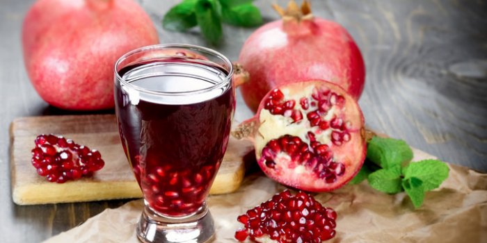 Le thÃ© vert et certains jus de fruit seraient capables de âdÃ©sactiverâ le SARS-CoV-2