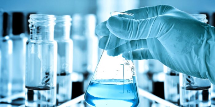 Urine : les couleurs qui doivent vous alerter