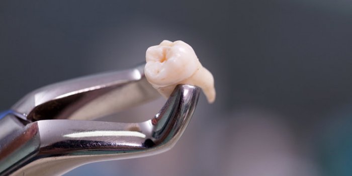 Covid-19 : 8 symptômes qui se cachent dans votre bouche