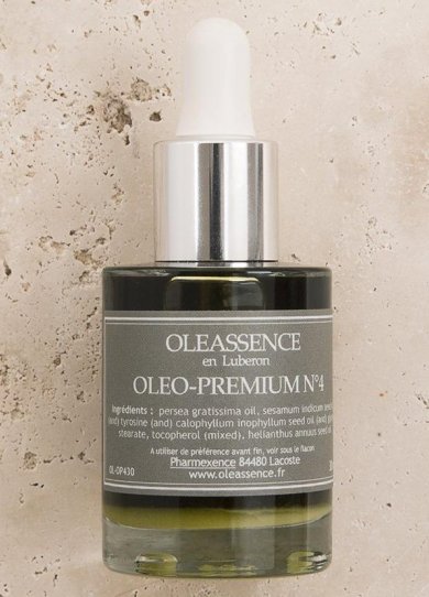 Crème solaire, brume, gommage⦠Sélection de produits bio pour prendre soin de vous cet été !