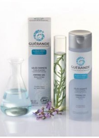 Crème solaire, brume, gommage⦠Sélection de produits bio pour prendre soin de vous cet été !