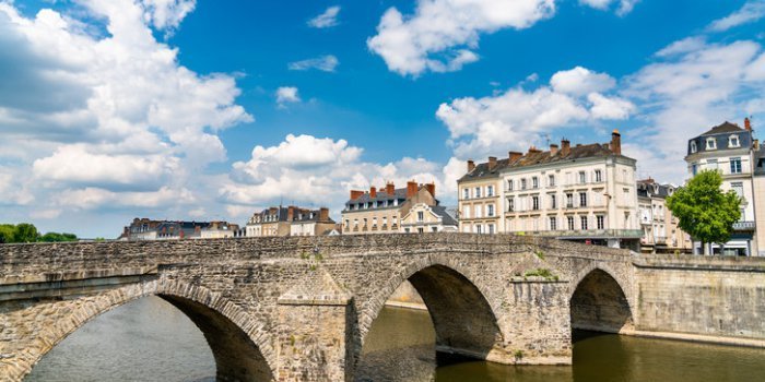 Covid-19 : le variant indien "représente 20 % des diagnostics" en France