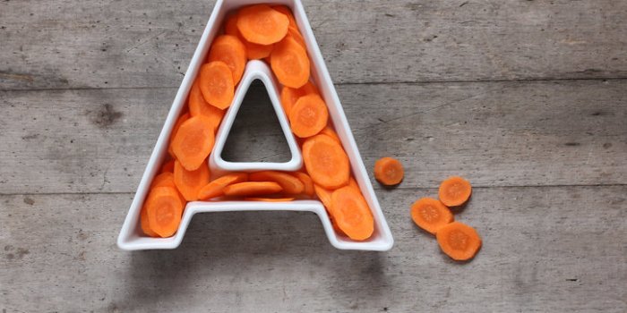 5 vitamines pour favoriser la pousse des cils
