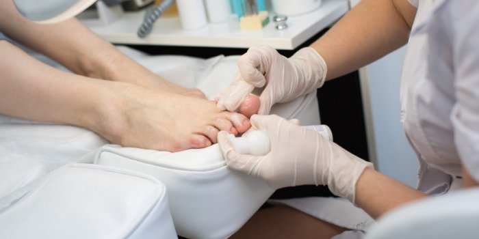 Maladies : 10 signes rÃ©vÃ©lateurs sur vos pieds 