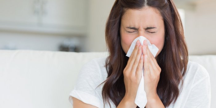 Covid-19 : les symptômes du variant Omicron à surveiller
