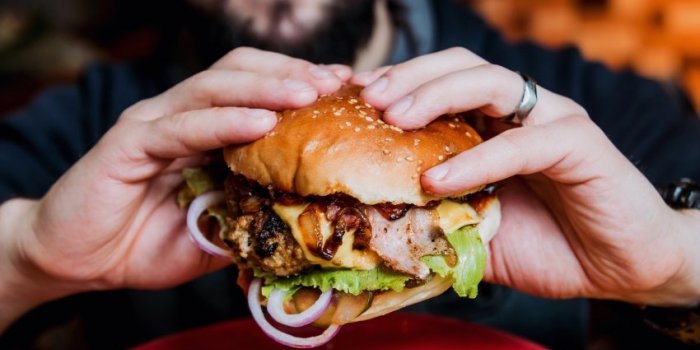 Dyspepsie : 10 causes frÃ©quentes dâune digestion difficile