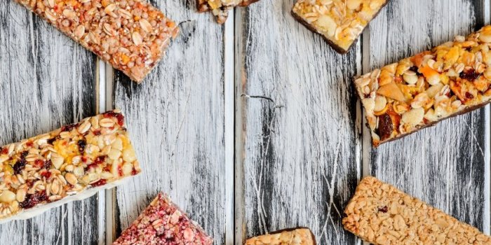 Perte de poids : 15 aliments âsainsâ à éviter selon une diététicienne