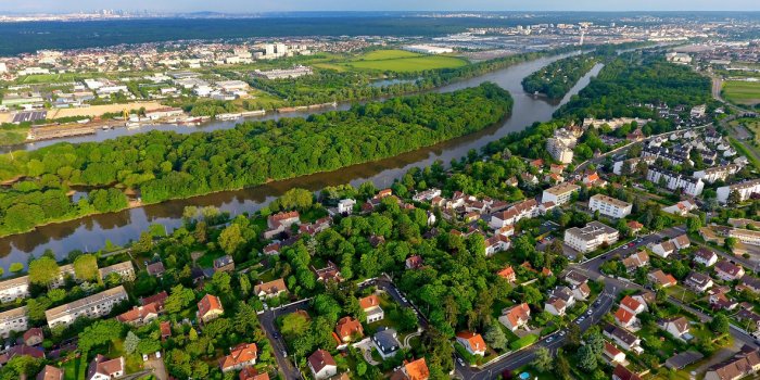 Covid-19 : voici les 11 dÃ©partements oÃ¹ le taux dâincidence dÃ©passe les 500