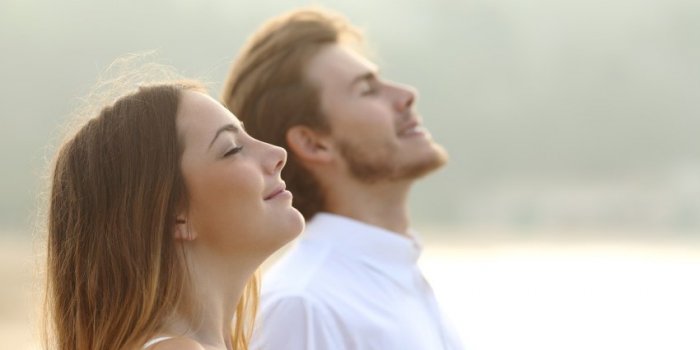 Anti-stress : 6 techniques pour diminuer le stress selon une dermatologue