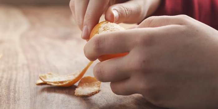 Clémentine : 8 raisons de ne pas jeter la peau et comment l'utiliser