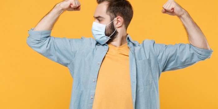 Hiver : les 5 vertus de la gelÃ©e royale contre les maux saisonniers