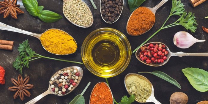 Alimentation saine : les 7 aliments que vous devriez toujours avoir chez vous