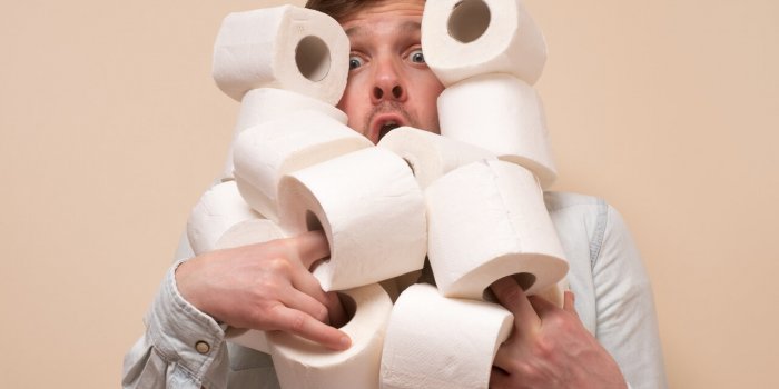 Cancer colorectal : une patiente partage 5 signes visibles aux toilettes