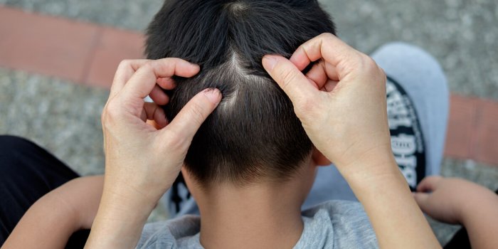 5 problèmes de santé que les cheveux blancs peuvent présager