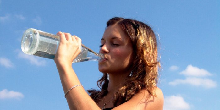 groÃer schluck wasser