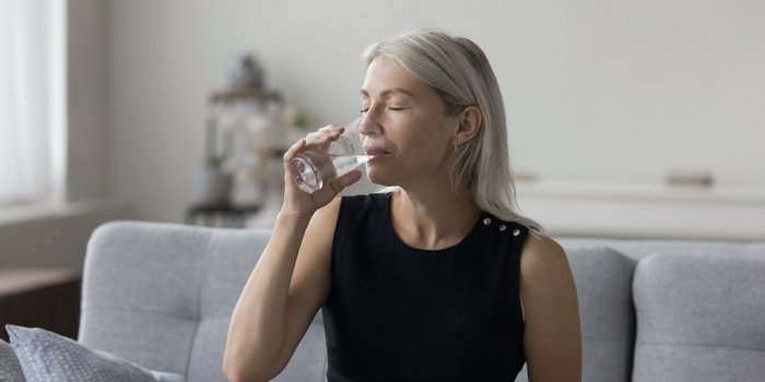 9 habitudes Ã  supprimer pour Ã©viter la dÃ©shydratation matinale