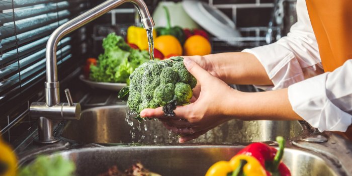 E. coli : comment éviter les contaminations avec les produits du marché ou achetés chez les commerçants ?