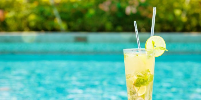 ÃtÃ© : 5 boissons Ã  Ã©viter avant la baignade