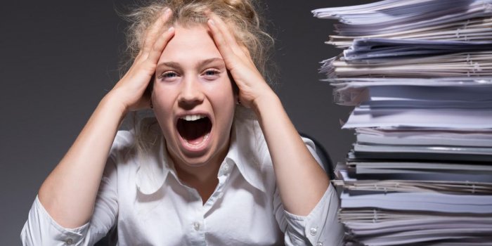 Pervers narcissique : les 5 phrases typiques qu'ils prononcent au travail