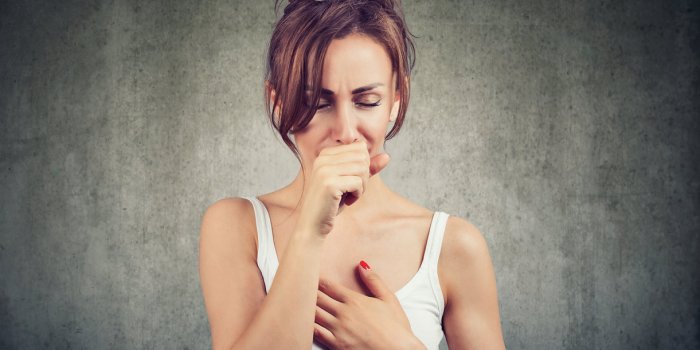Myélome : 9 symptômes qui trahissent ce cancer de la moelle osseuse