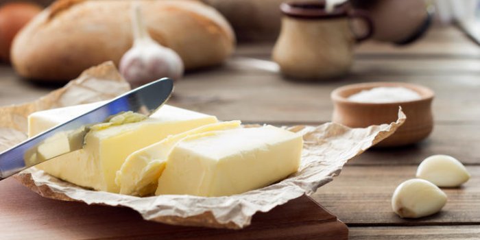15 aliments anti cernes conseillés par un dermatologue
