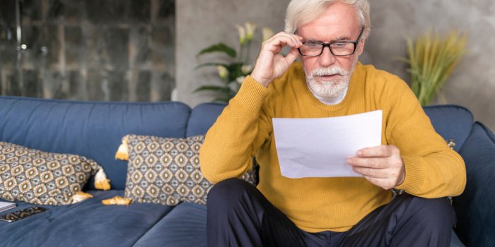 Seniors en été : 7 gestes simples pour garder le lien !