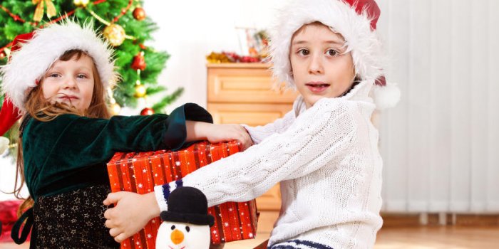 Enfants : Les cadeaux après le repas