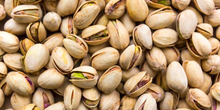 15 aliments riches en mélatonine qui aident à dormir