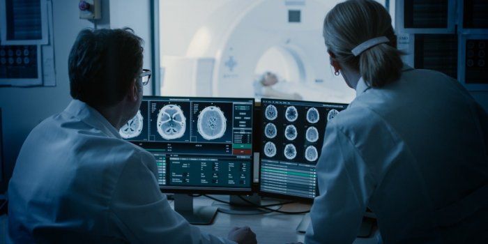 Hôpital : les femmes médecins soigneraient mieux que les hommes