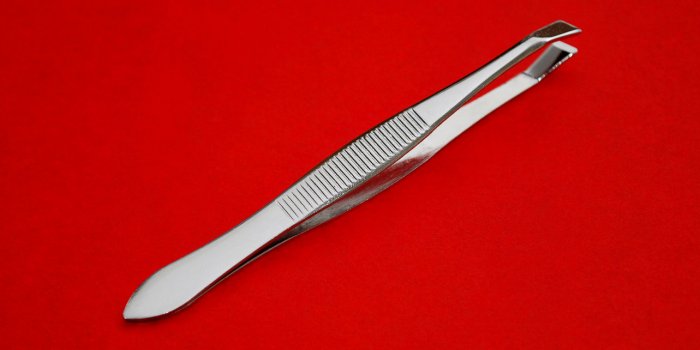 AutomÃ©dication : la trousse Ã  pharmacie que l'on devrait tous avoir chez soi
