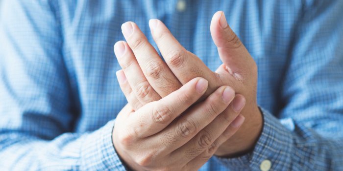 Carence en vitamine C : les 15 symptômes dâalerte