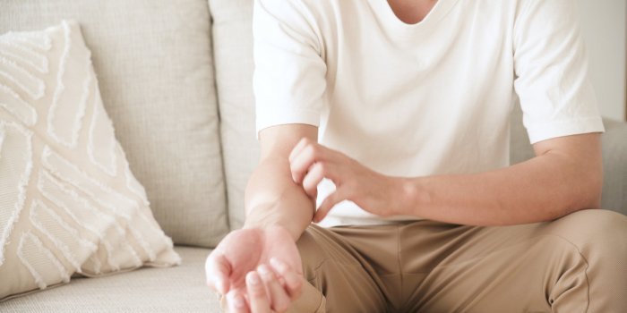6 signes physiques que votre foie est fatigué