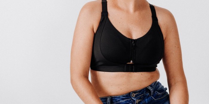 Cancer du sein : Decathlon sort une brassière de sport post-mastectomie