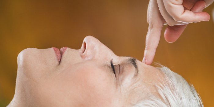 Nervosité : cette séance de médecin à faire à la maison calme en 5 minutes !