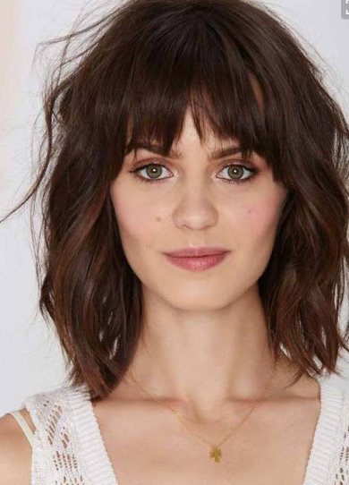 Coiffures visage rond : les ondulations