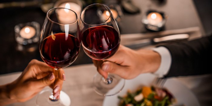 8 aliments à éviter si vous voulez garder une belle peau