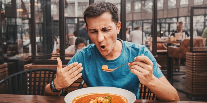 Marre de la congestion ? 7 astuces pour provoquer un Ã©ternuement et respirer enfin !