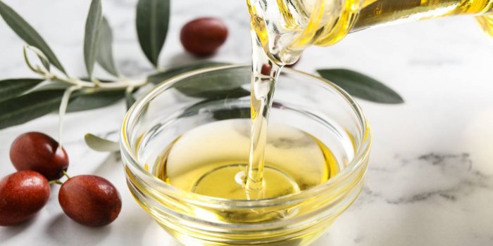 Cheveux : 8 produits naturels pour une chevelure éclatante